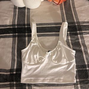 Bow Fitted Crop Top 🎀